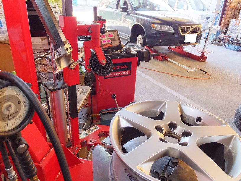 ボルボ タイヤ交換