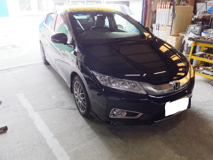 ホンダ グレイス 185/55R16 タイヤは曽我部モータース