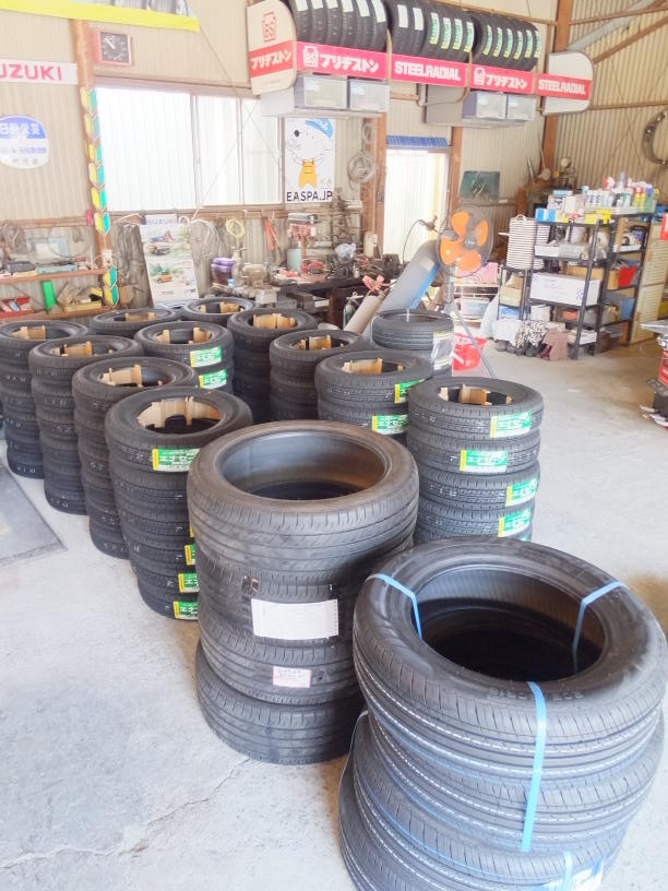 通販と比較 タイヤは曽我部モータース